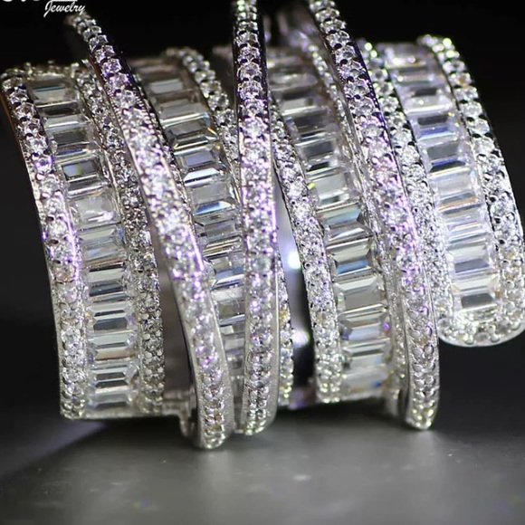 New Luxury 925 Sterling Silver High Quality Ring - Picture 4 of 8